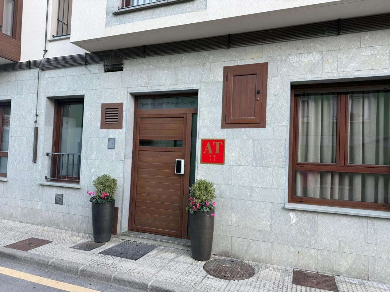 Apartamentos El Caxigu アレナス・デ・カブラレス エクステリア 写真